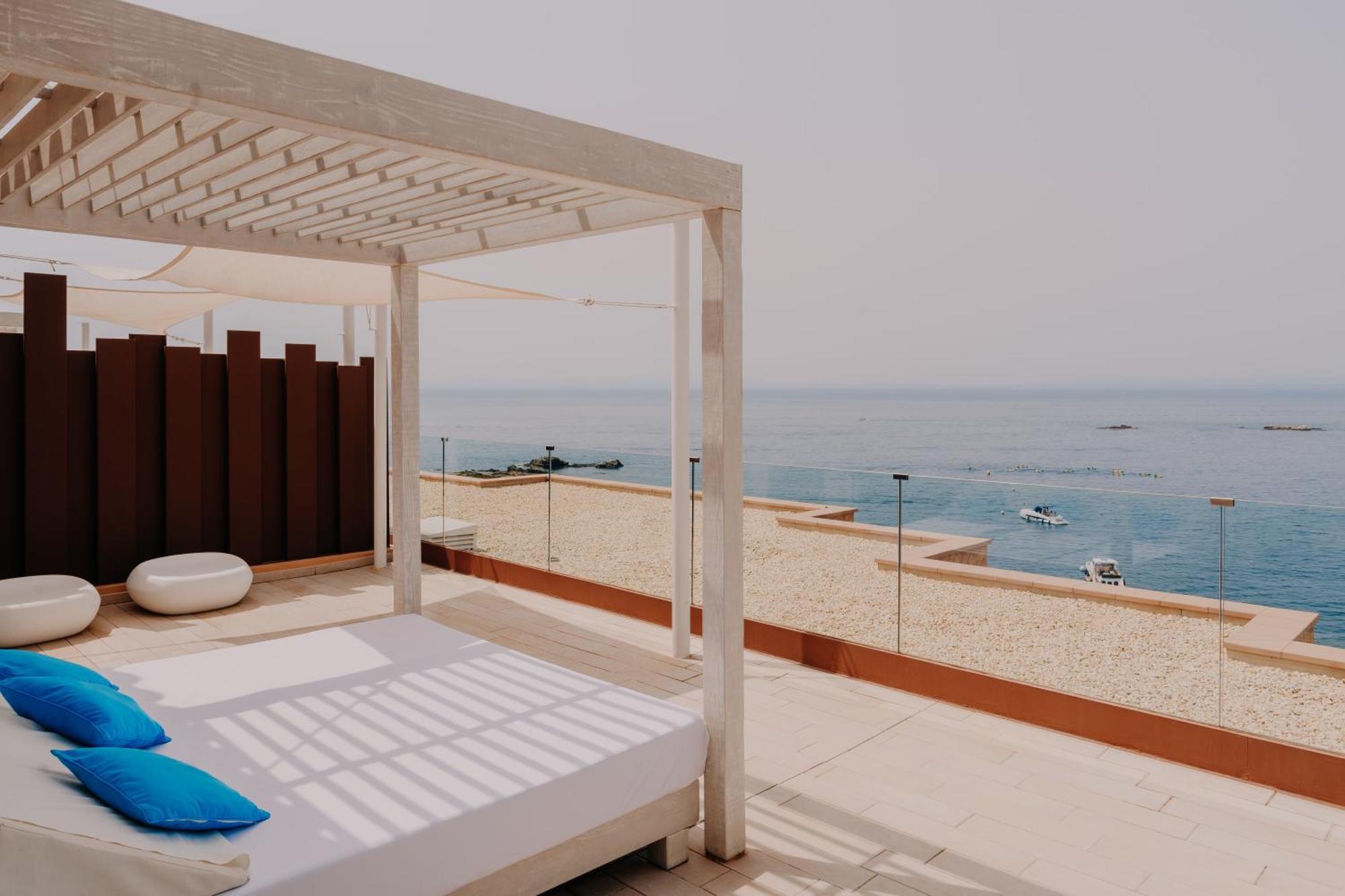 Hotel Vistabella Roses Dış mekan fotoğraf