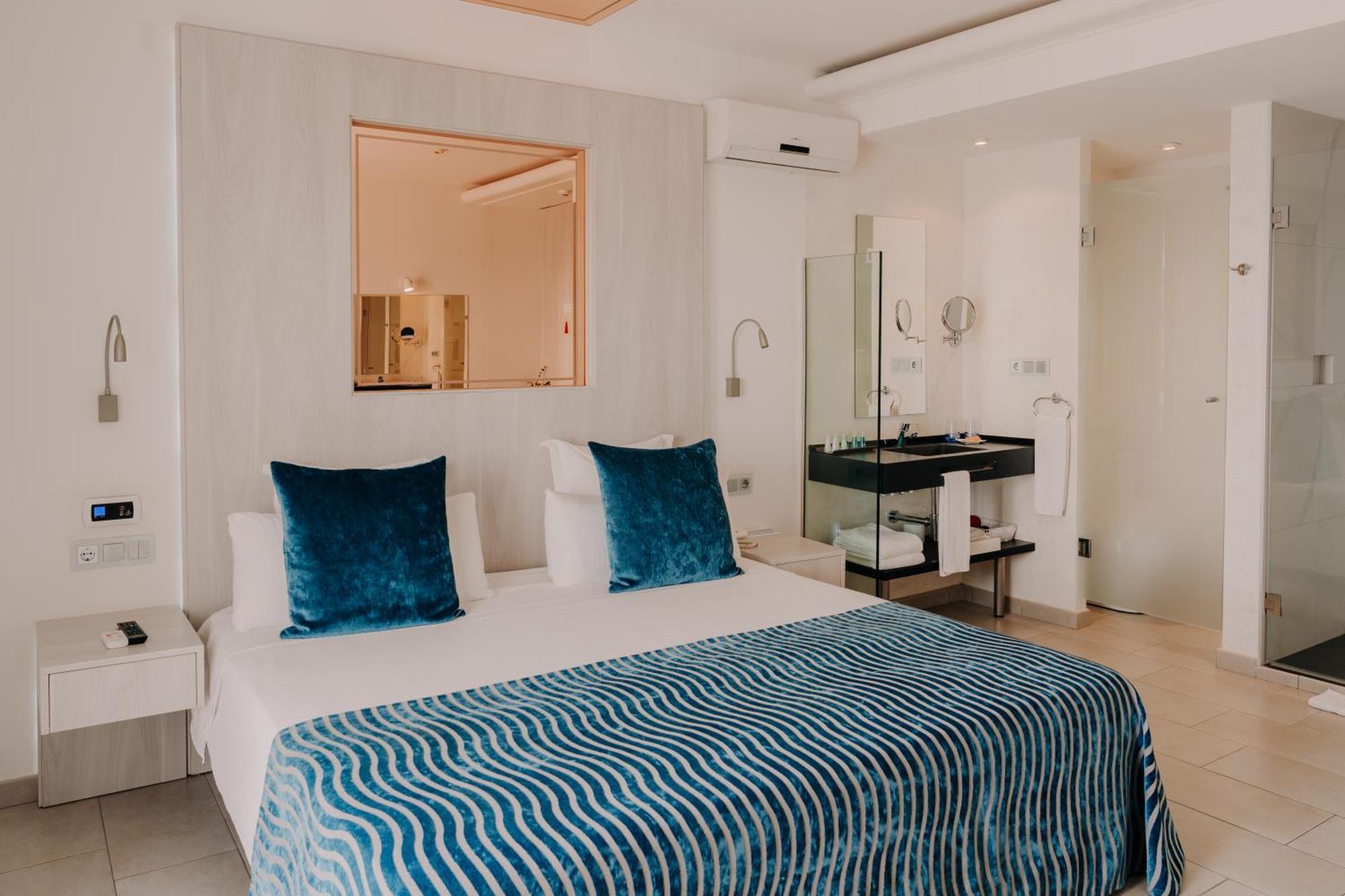 Hotel Vistabella Roses Dış mekan fotoğraf